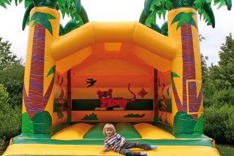 Hüpfburg Dschungel